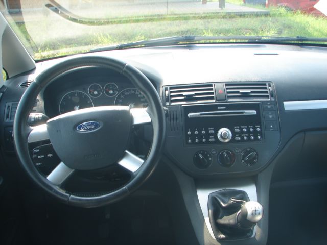 Ford C-MAX 1,8i SERVISKA