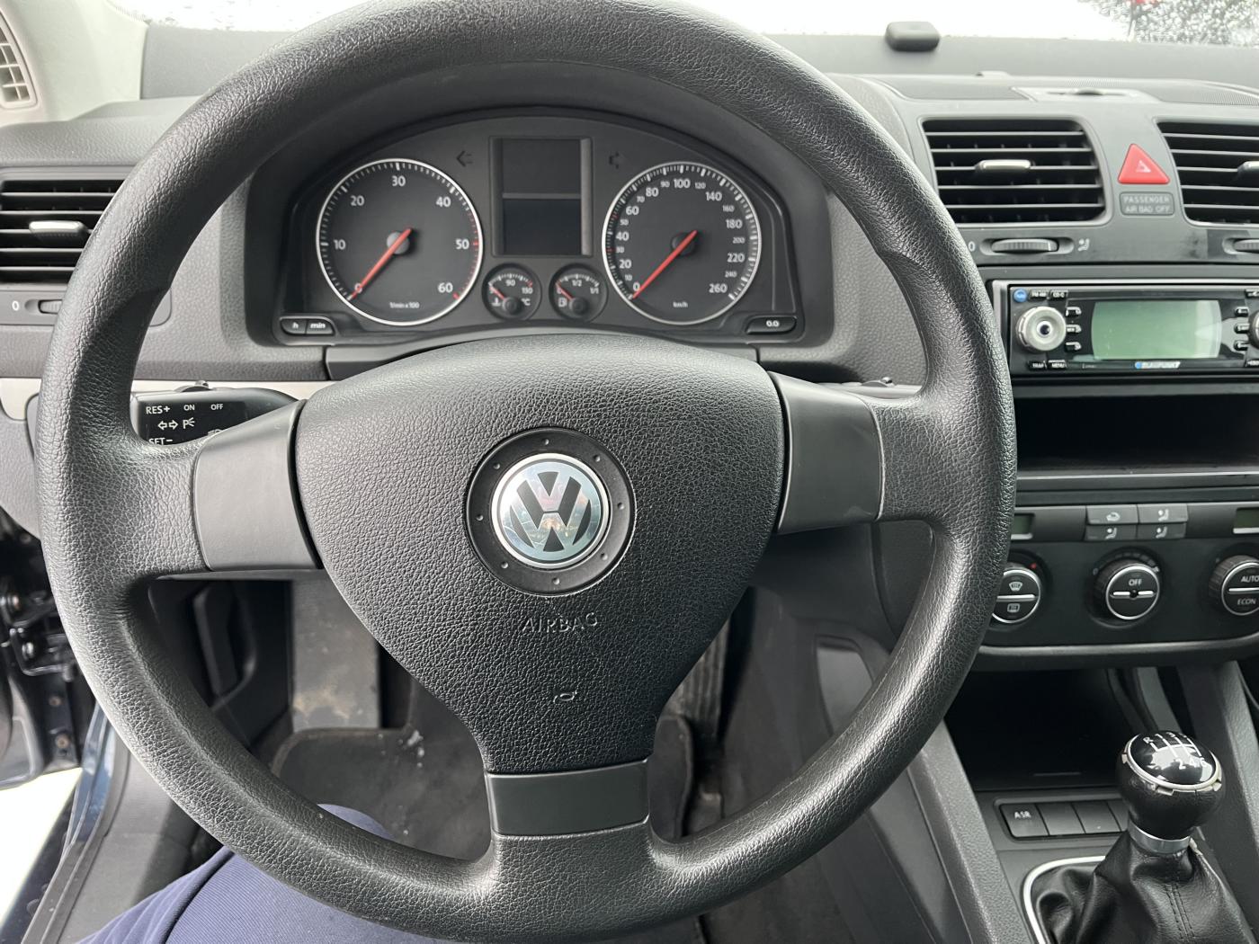 Volkswagen Golf V 1.9 TDI 77KW SPORTLINE
